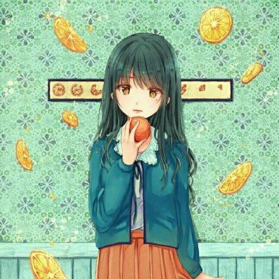 救护车被撞侧翻 小伙儿踹窗救出5人